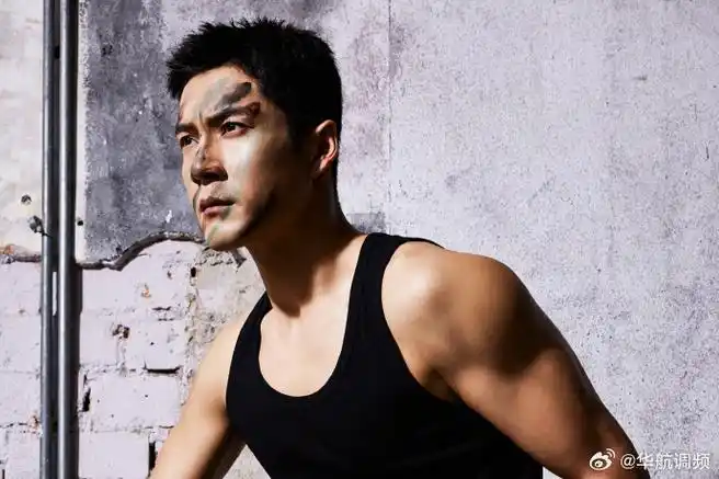 被韩东君军装硬控##韩东君肌肉好大