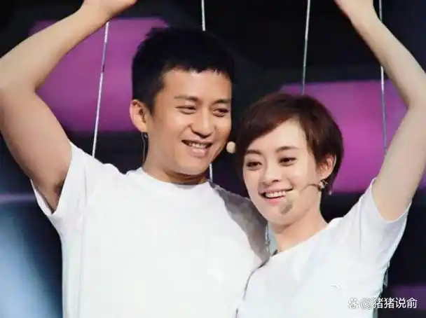 孙俪邓超结婚十四周年,两人默契发文秀恩爱,邓超鬼才配图笑喷了