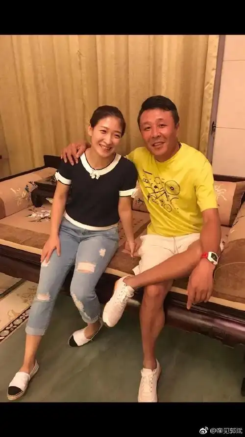 公开赛,近日前乒乓球世界冠军王楠的老公郭斌在微博中晒出了一组照片