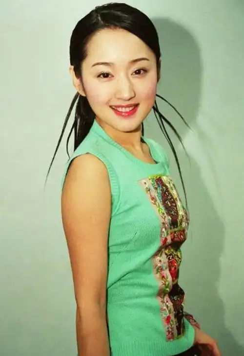 没想到52岁"无人敢娶"的杨钰莹,才是真的人生赢家