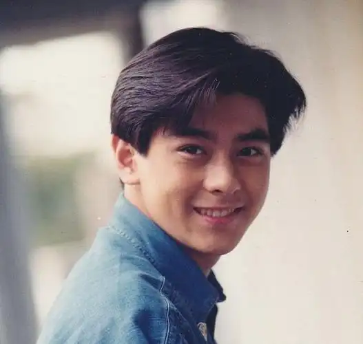 看六位男星18岁时巅峰颜值能有多好看!有没有你喜欢的那位?