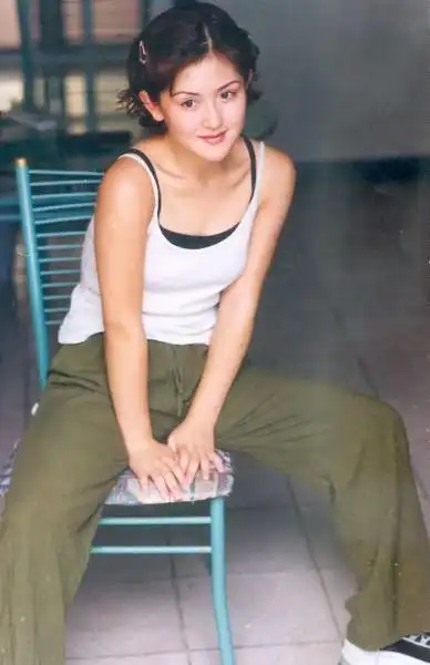 谢娜写真图片-自制1024x1280壁纸.-明星写真馆n63.com