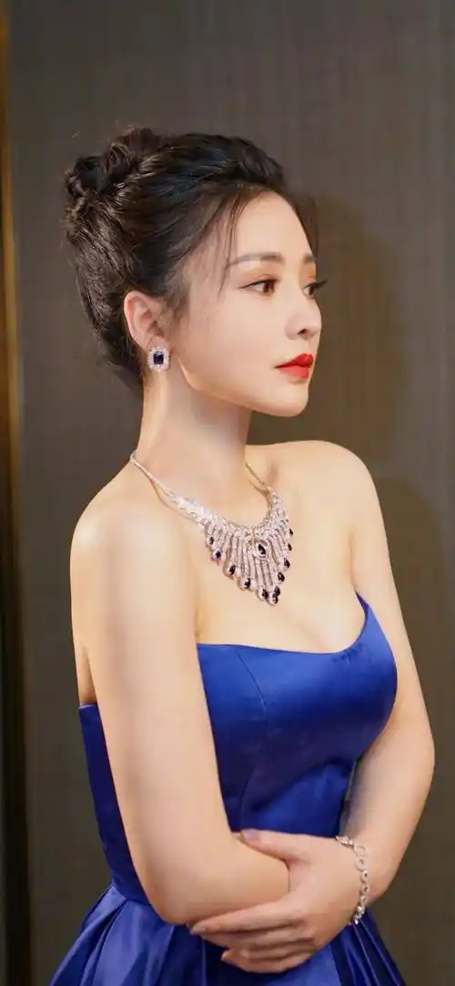 大美女柳岩的写真照片精选集