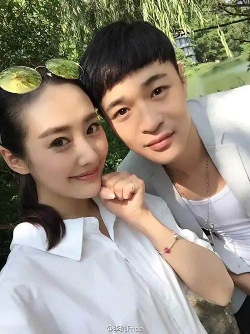 谁有女演员李纯的私房照