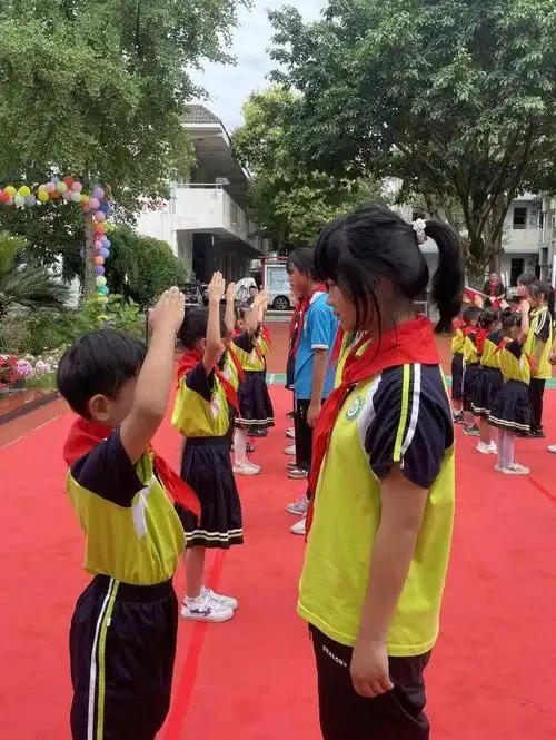 快乐|汇演|舞蹈|新队员|邛崃市|少先队员_网易订阅