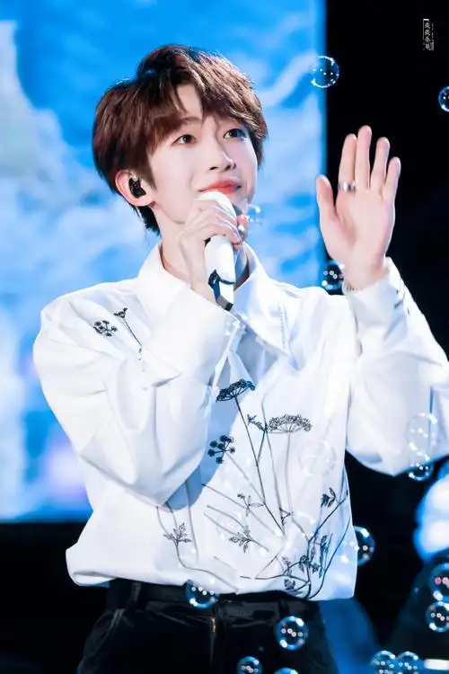 刘宇无处不尽兴夏日青春歌会##刘宇国风美少年