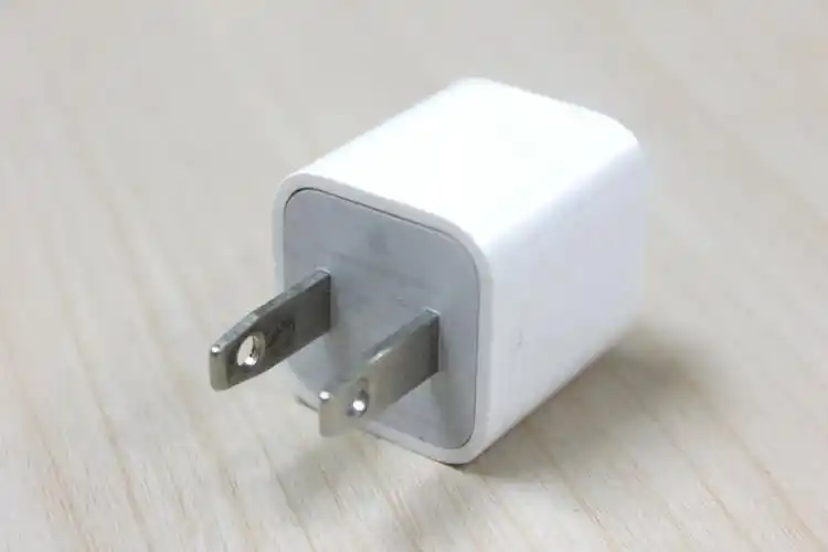 一折iphone4二手 苹果4_二手原装新款5v 1a a1385usb充电器适用iphone