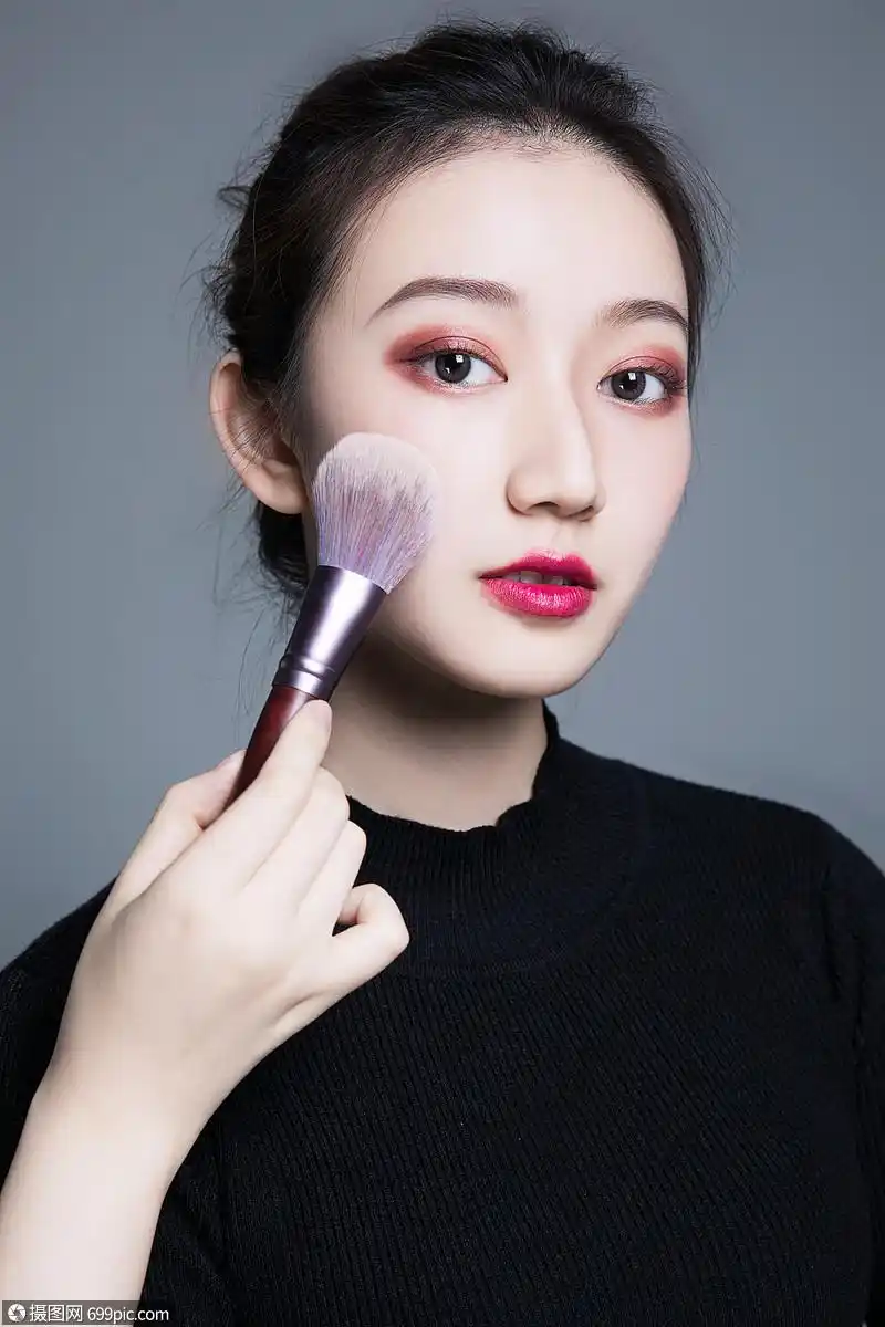 美女彩妆妆面化妆教学红唇