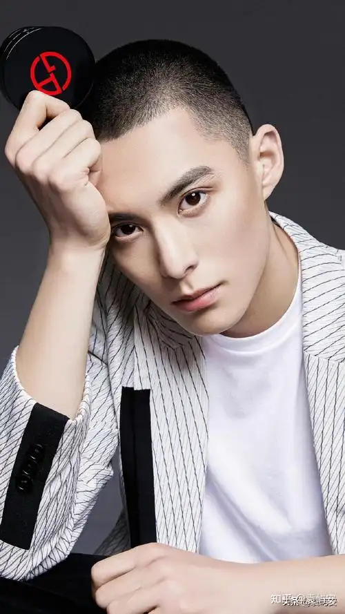 寸头是检验帅哥的标准,杨洋,王安宇,李现,王鹤棣都太a了 - 知乎