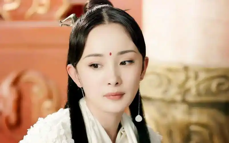 回顾生孩子不好演杨幂唐嫣和任素汐放一起对比差距一目了然