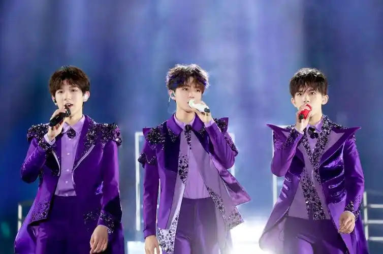 nyc纽约国际长沙早教中心:佩奇闹新春晚会