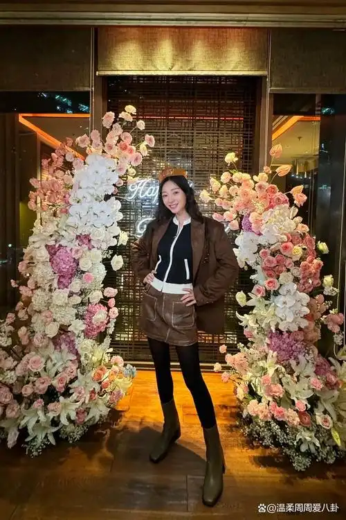 柳岩,那个一直以来都以独特气质和性感形象深入人心的魅力女神,在她的