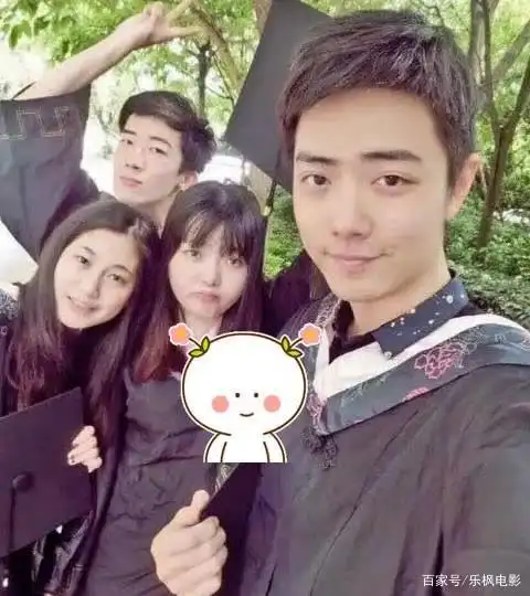 肖战喜提30岁生日,从落魄设计师成"顶流",仅6年时间名成利就