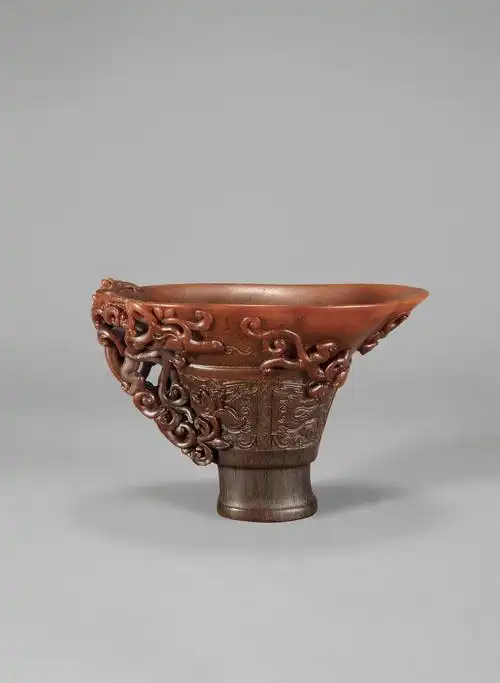 犀角雕饕餮纹螭龙杯