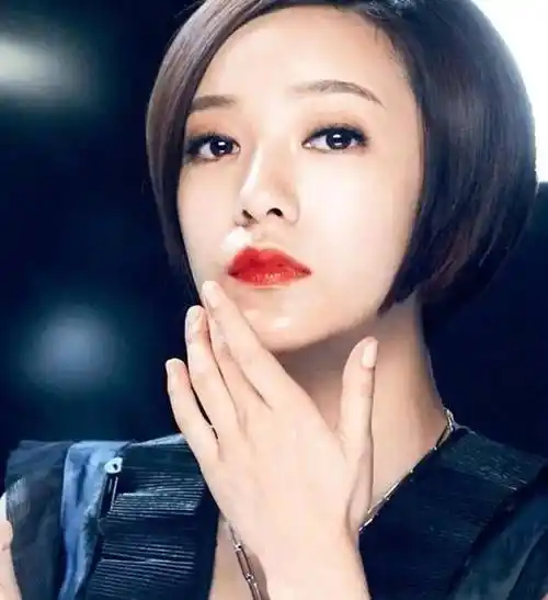 看脸气场一米八实际身高矮冬瓜娱乐圈女星的脸太会骗人