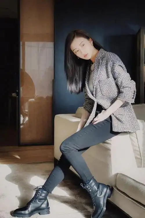 男友风已经过时了今年流行直女风打扮景甜都特别喜欢