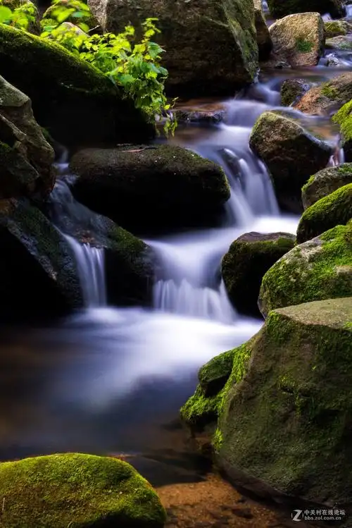 宝天曼的山水美景