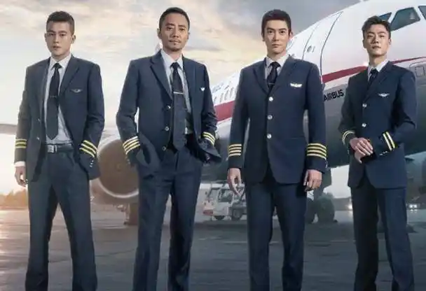 高分电影推荐# #电影解说#  剧情简介:      电影《中国机长》根据