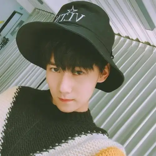 微信头像张真源