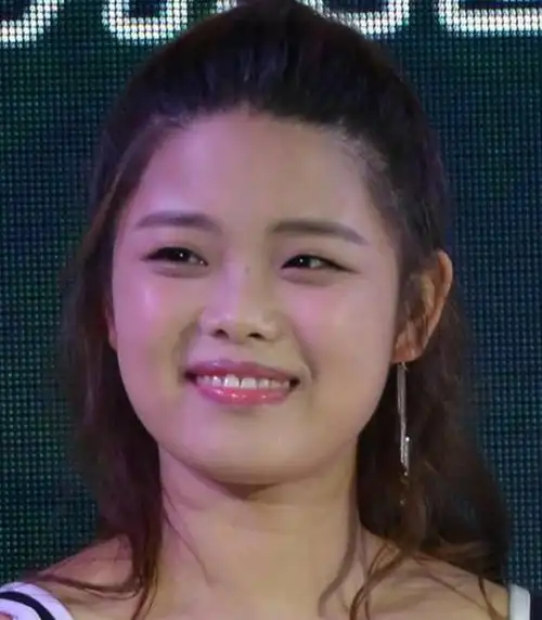 小时候好看又灵气长大泯然众人6位长歪的童星好可惜