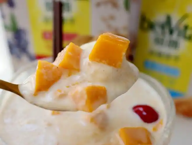 天热的时候,吃上这样一杯低脂低卡的酸奶芒果沙冰,冰凉解暑还有饱腹感