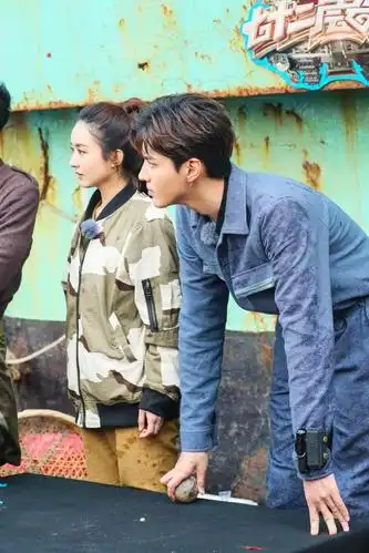 赵丽颖心明眼亮,早已看透吴亦凡,对吴亦凡的过分行为直接回怼