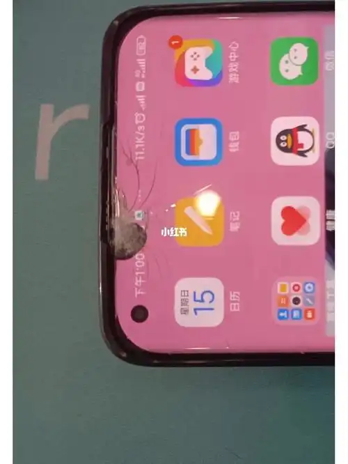 21年一月份买的小米是11屏幕摔碎了还伤到了内屏漏液了 wifi也连不了