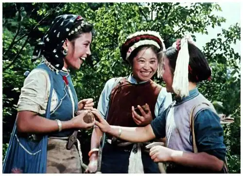 五朵金花金花之一女扮男装与庞学勤搭档82岁王苏娅安好