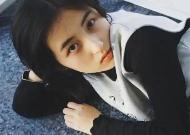 张子枫对自己越来越严格了,这也是她能那么红的原因吧,谁不喜欢完美的