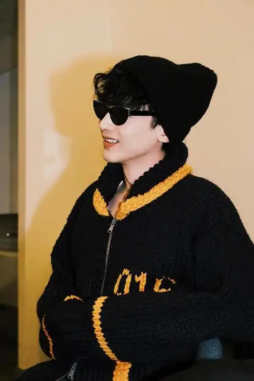 白敬亭高清壁纸无水印分享白鸽们都来