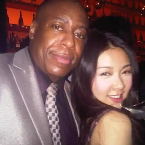 tvb热剧逆天奇案2惊现黑人演员竟是澳门酒店高层曾曝恋薛凯琪见过家长