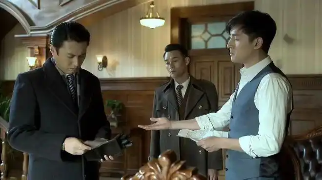 伪装者同样是养子为何阿诚从来不嫉妒明台