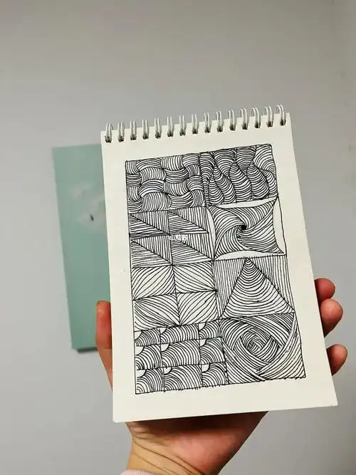 交作业啦画画的日常控笔练习