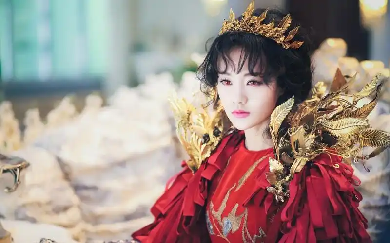 活动作品半妖倾城李一桐大概穿红色衣服的女孩都很深情吧