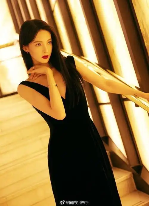 金晨真是美貌出圈这身材这颜值真的是狠狠羡慕了呀