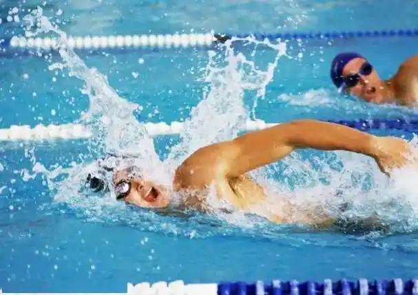 游泳竟然是这些病的天敌,很多泳友不知道?_运动_视频_锻炼