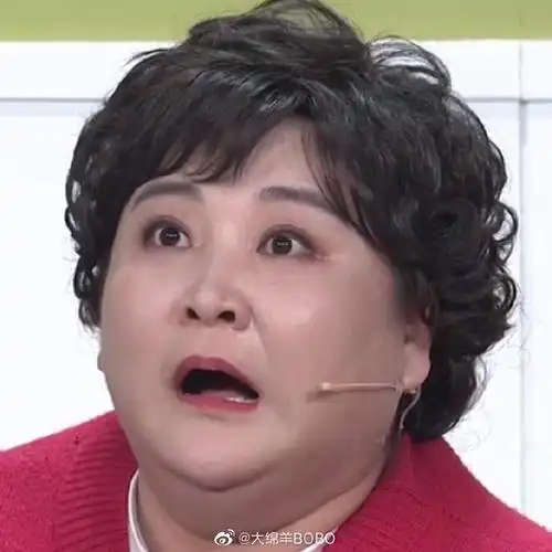 贾玲,行走的可爱表情包#春晚##春晚段子大考