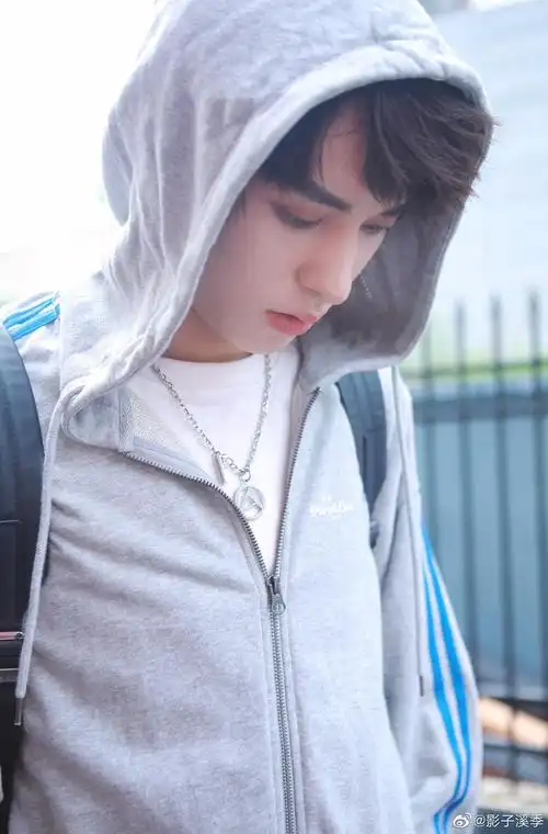 养眼帅哥!快来康康吧