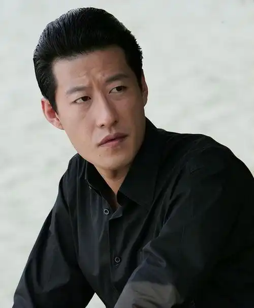 于震个人资料 于震简历个人资料简介-星星快文