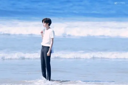 毕雯珺——奇妙的食光海边图源微博侵删 - 堆糖,美图壁纸兴趣社区