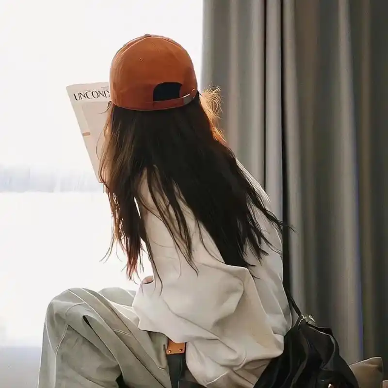 女生头像高冷侧脸 - 抖音