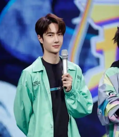 广电重拳整治芒果台,丁程鑫,王一博或将下岗,湖南台真"糊"了?