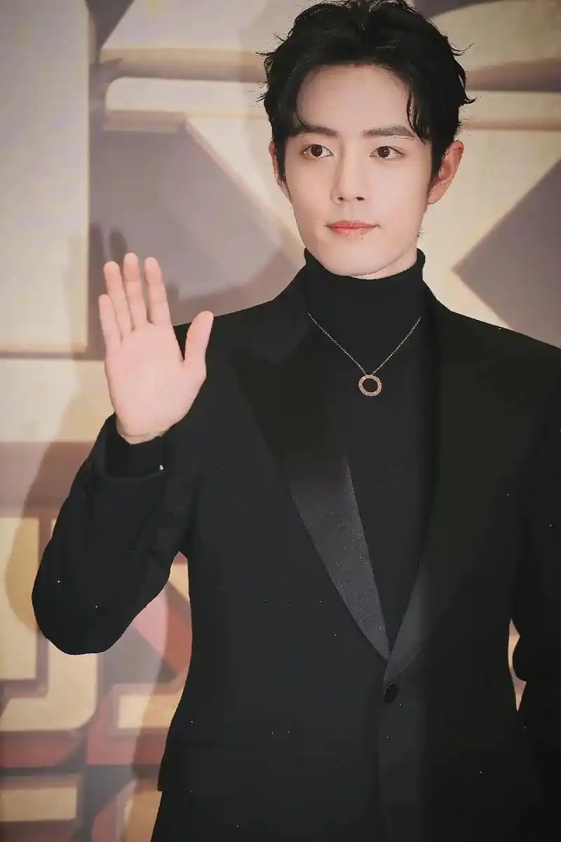 肖战 2020年#肖战阅文盛典 #破界跨界闯世界 的肖战越 - 抖音