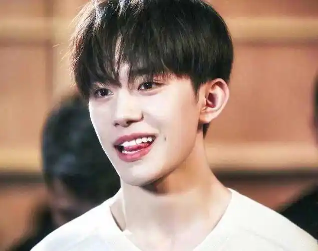 易烊千玺有哪些鲜为人知的图?