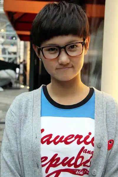 为什么段林希叫狗狗?是因为太难看了,怎么不叫狗ri的呢?