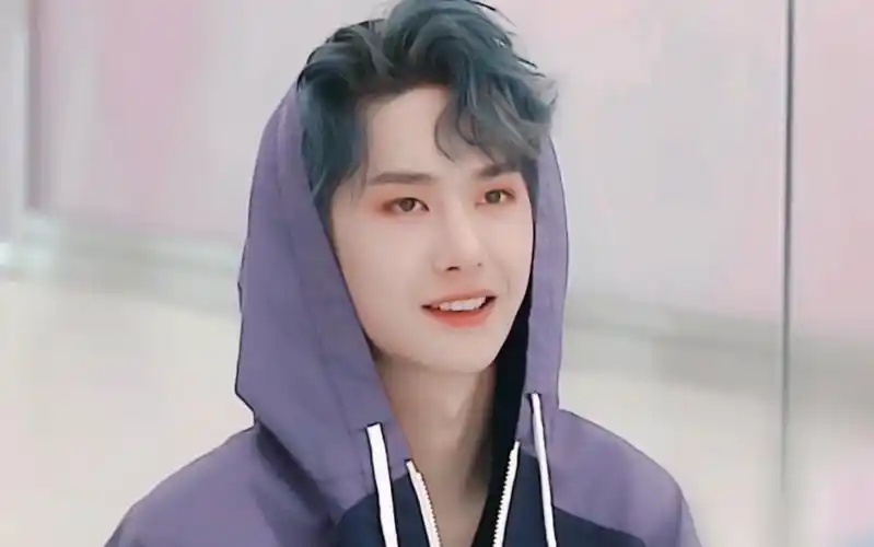 王一博创造101王导师的甜笑混剪偷偷喜欢你