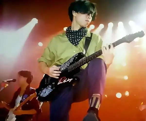 年轻时的黄贯中被评价韩范十足 但那明明是港风 八九十年代风靡亚洲