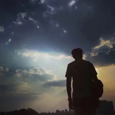 背影情头单人一张一人 心是永恒的 - 情侣头像 - 潮人个性网