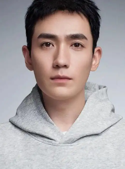 内娱男明星的证件照