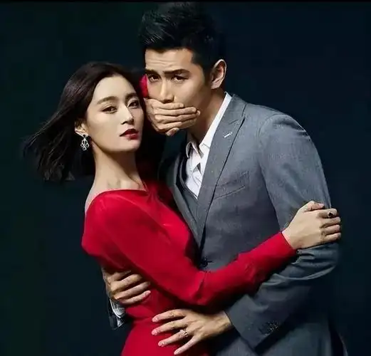 王媛可:因老公颜太高倒追5年,婚后生下双胞胎,取名一毛一样